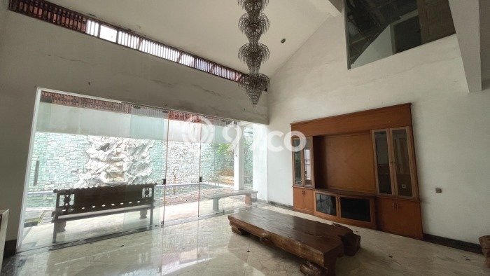 Rumah Luxury Modern Siap Huni di Pondok Indah Jakarta Selatan Rumah Luxury Modern Siap Huni di Pondok Indah Jakarta Selatan