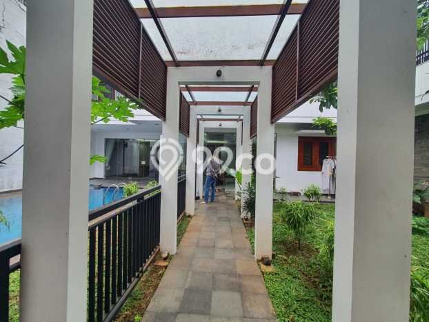 Hunian Minimalis Untuk Disewakan di Pondok Indah Jakarta Selatan 5 KT & 5 KM Hunian Minimalis Untuk Disewakan di Pondok Indah Jakarta Selatan 5 KT & 5 KM