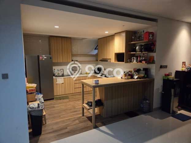 Rumah Luxury Modern Siap Huni di Lebak Bulus Jakarta Selatan Rumah Luxury Modern Siap Huni di Lebak Bulus Jakarta Selatan