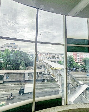 Unit Komersial Dijual di Jakarta Selatan LT 740m2 & LB 3230m2 Unit Komersial Dijual di Jakarta Selatan LT 740m2 & LB 3230m2