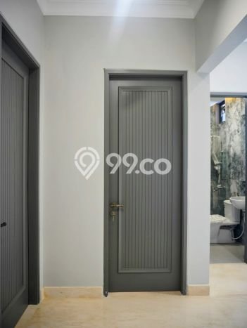 Rumah Elit Modern Tanpa Renovasi di Warung Buncit Jakarta Selatan Rumah Elit Modern Tanpa Renovasi di Warung Buncit Jakarta Selatan