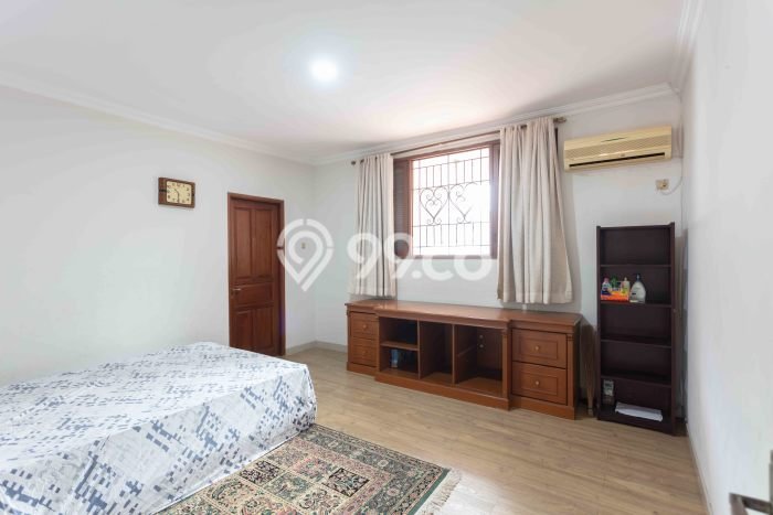 Dijual Rumah Siap Huni di Kebayoran Baru Jakarta Selatan Harga Rp 24,9 Juta LT 690m2 Dijual Rumah Siap Huni di Kebayoran Baru Jakarta Selatan Harga Rp 24,9 Juta LT 690m2