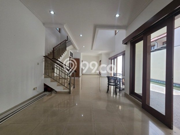 Rumah Elit LB 160m2 Siap Pakai Desain Elegan di Lebak Bulus, Jakarta Selatan Rumah Elit LB 160m2 Siap Pakai Desain Elegan di Lebak Bulus, Jakarta Selatan