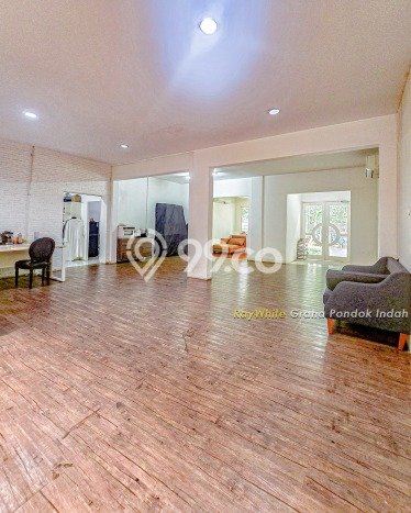 Siap Huni Rumah Mewah 9 Kamar di Kebayoran Baru Dekat ke Mana Pun Siap Huni Rumah Mewah 9 Kamar di Kebayoran Baru Dekat ke Mana Pun