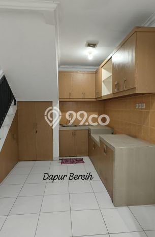 Rumah Elit LB 140m2 Siap Huni Desain Elegan di Pondok Indah, Jakarta Selatan Rumah Elit LB 140m2 Siap Huni Desain Elegan di Pondok Indah, Jakarta Selatan