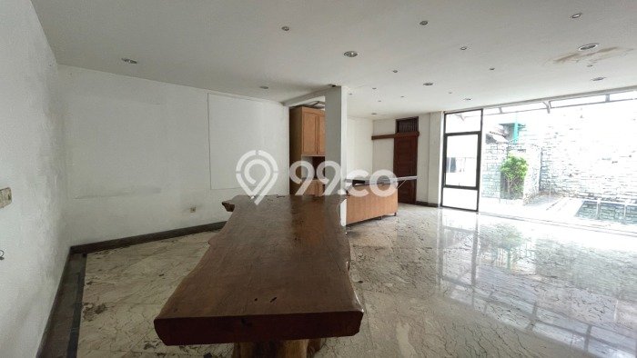Rumah Luxury Modern Siap Huni di Pondok Indah Jakarta Selatan Rumah Luxury Modern Siap Huni di Pondok Indah Jakarta Selatan