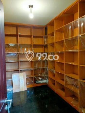 Siap Huni Rumah Mewah 4 Kamar di Kelapa Gading Dekat ke Mana Saja Siap Huni Rumah Mewah 4 Kamar di Kelapa Gading Dekat ke Mana Saja