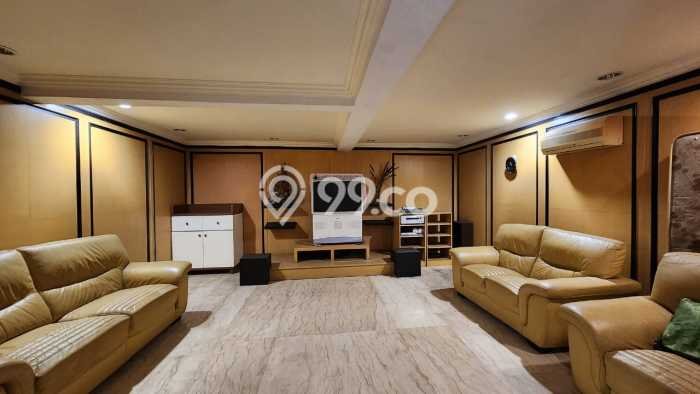 Siap Huni Rumah Mewah 4 Kamar di Kelapa Gading Dekat ke Mana Pun Siap Huni Rumah Mewah 4 Kamar di Kelapa Gading Dekat ke Mana Pun