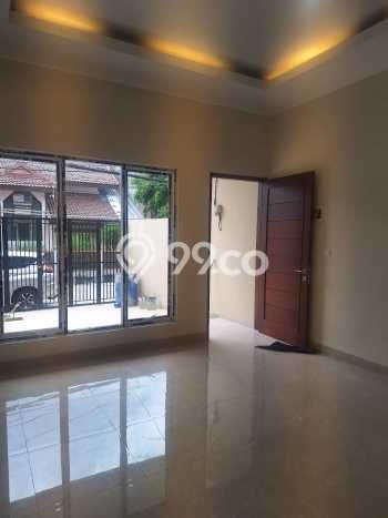 Rumah Elit Modern Tanpa Renovasi di Duri Kepa Jakarta Barat Rumah Elit Modern Tanpa Renovasi di Duri Kepa Jakarta Barat