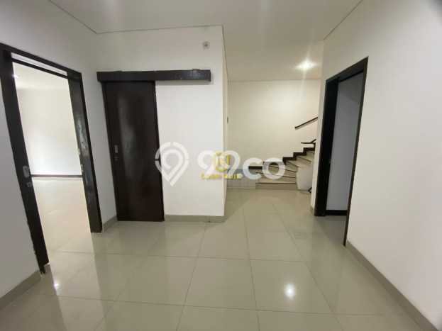 For Sale Hunian Rumah Terawat 4 KT di Green Ville, Jakarta Barat For Sale Hunian Rumah Terawat 4 KT di Green Ville, Jakarta Barat