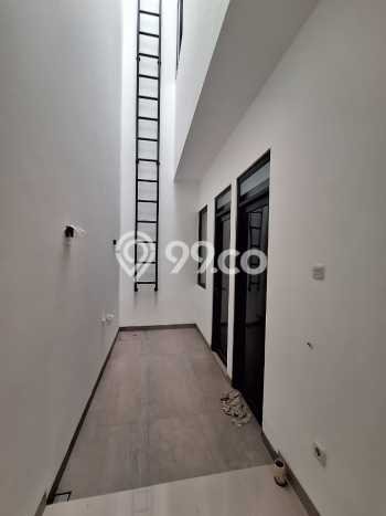 Jual Rumah Mewah Elegan Dengan View Cantik di Metland Puri, Jakarta Barat Jual Rumah Mewah Elegan Dengan View Cantik di Metland Puri, Jakarta Barat