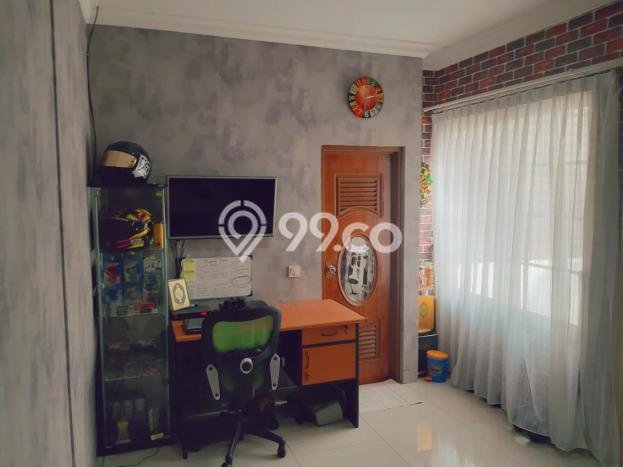 Dijual Rumah Luas Megah Dengan View Cantik di Daan Mogot, Jakarta Barat Dijual Rumah Luas Megah Dengan View Cantik di Daan Mogot, Jakarta Barat