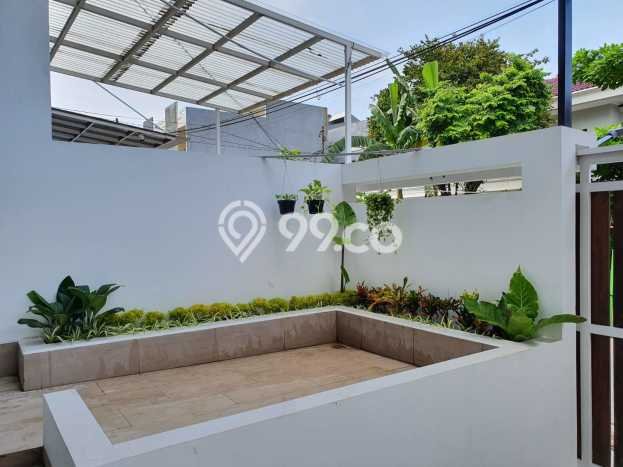 Dijual Rumah Luas Megah Dengan View Eksklusif di Duri Kepa, Jakarta Barat Dijual Rumah Luas Megah Dengan View Eksklusif di Duri Kepa, Jakarta Barat