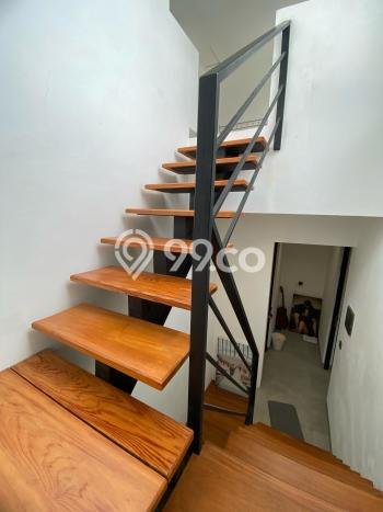 Dijual Rumah Luas Elegan Dengan View Eksklusif di Daan Mogot, Jakarta Barat Dijual Rumah Luas Elegan Dengan View Eksklusif di Daan Mogot, Jakarta Barat
