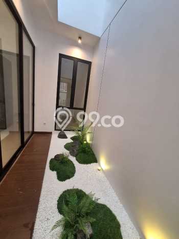 Jual Rumah Mewah Elegan Dengan View Cantik di Metland Puri, Jakarta Barat Jual Rumah Mewah Elegan Dengan View Cantik di Metland Puri, Jakarta Barat