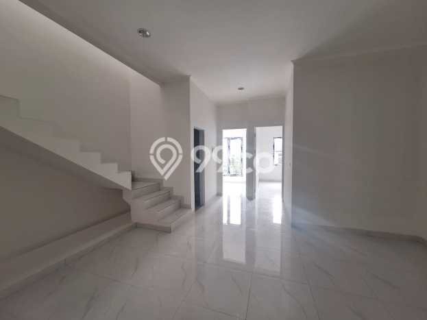 Jual Rumah Mewah Megah Dengan View Cantik di Duri Kepa, Jakarta Barat Jual Rumah Mewah Megah Dengan View Cantik di Duri Kepa, Jakarta Barat
