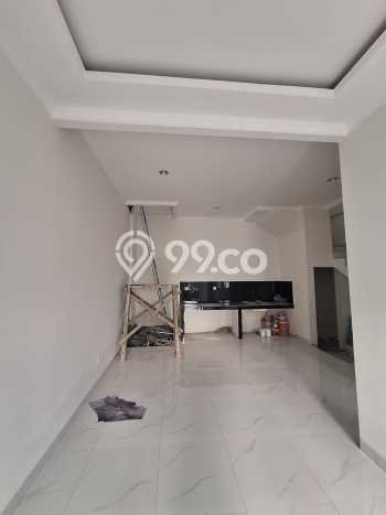 Jual Rumah Mewah Megah Dengan View Cantik di Duri Kepa, Jakarta Barat Jual Rumah Mewah Megah Dengan View Cantik di Duri Kepa, Jakarta Barat