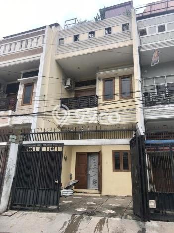 Ruko Dijual di Jakarta Barat LT 75m2 & LB 150m2 Lokasi Terbaik! Ruko Dijual di Jakarta Barat LT 75m2 & LB 150m2 Lokasi Terbaik!