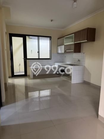 Rumah sewa siap pakai 3 KT di Green Mansion, Jakarta Barat Rumah sewa siap pakai 3 KT di Green Mansion, Jakarta Barat