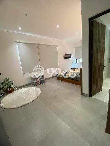Dijual Rumah Luas Elegan Dengan View Eksklusif di Daan Mogot, Jakarta Barat Dijual Rumah Luas Elegan Dengan View Eksklusif di Daan Mogot, Jakarta Barat