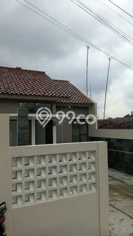 Jual Rumah Siap Huni di Cileunyi Bandung Harga Rp 425 Juta LT 84m2 Jual Rumah Siap Huni di Cileunyi Bandung Harga Rp 425 Juta LT 84m2