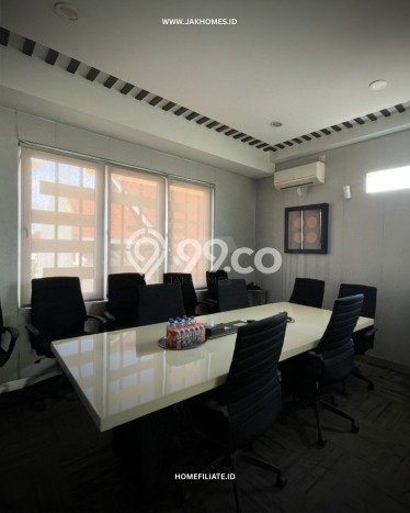 Unit Kantor Paling Strategis di BSD Tangerang Selatan dengan LB 468m2 Unit Kantor Paling Strategis di BSD Tangerang Selatan dengan LB 468m2