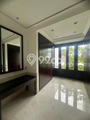 Rumah Sewa Jakarta Selatan LT 400m2 LB 550m2 Area Pejaten Rumah Sewa Jakarta Selatan LT 400m2 LB 550m2 Area Pejaten