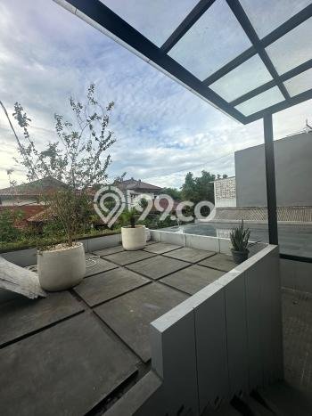 Dijual Rumah Mewah Elegan Dengan View Eksklusif di Cipete, Jakarta Selatan Dijual Rumah Mewah Elegan Dengan View Eksklusif di Cipete, Jakarta Selatan