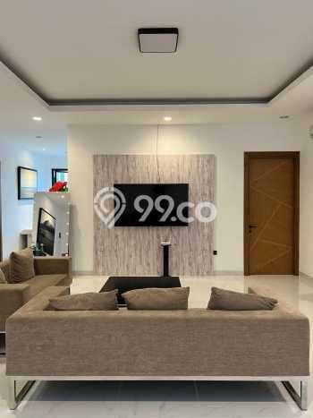 Jual Rumah Mewah Megah Dengan View Eksklusif di Cirendeu, Jakarta Selatan Jual Rumah Mewah Megah Dengan View Eksklusif di Cirendeu, Jakarta Selatan