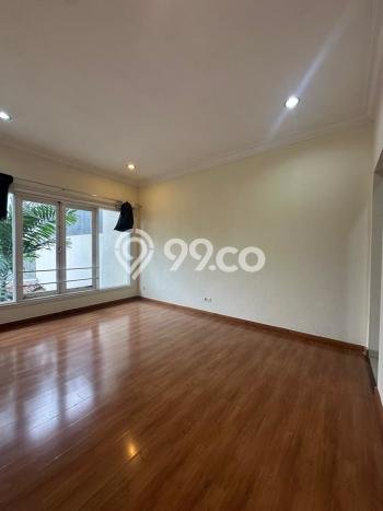 Disewakan Rumah Harga Terjangkau di Pondok Indah Jakarta Selatan dengan 4 KT Disewakan Rumah Harga Terjangkau di Pondok Indah Jakarta Selatan dengan 4 KT