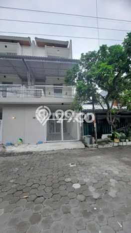 Rumah Luas Asri 4 KT Siap Pakai di Surabaya Kota Surabaya Rumah Luas Asri 4 KT Siap Pakai di Surabaya Kota Surabaya