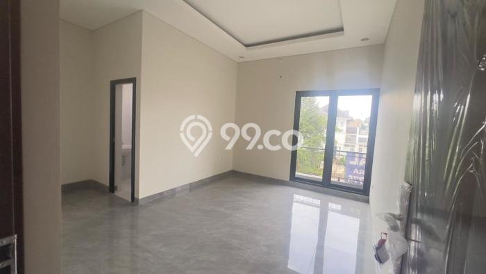 Rumah Luxury Modern Tanpa Renovasi di Kota Wisata Bogor Rumah Luxury Modern Tanpa Renovasi di Kota Wisata Bogor