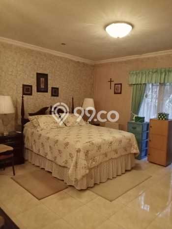 Rumah Mewah LB 367m2 Siap Huni Desain Elegan di Bintaro, Tangerang Selatan Rumah Mewah LB 367m2 Siap Huni Desain Elegan di Bintaro, Tangerang Selatan