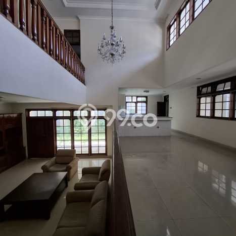 Ready to Use! Luxury House LT 470m2 Desain Modern di Pondok Indah Ready to Use! Luxury House LT 470m2 Desain Modern di Pondok Indah