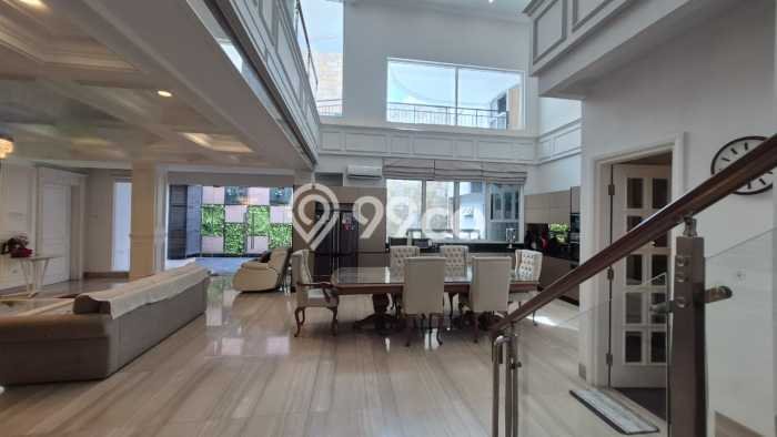 Jual Rumah Mewah Elegan Dengan View Cantik di Pondok Indah, Jakarta Selatan Jual Rumah Mewah Elegan Dengan View Cantik di Pondok Indah, Jakarta Selatan