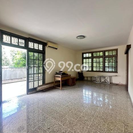 Rumah Elit LB 650m2 Siap Huni Desain Elegan di Bintaro, Jakarta Selatan Rumah Elit LB 650m2 Siap Huni Desain Elegan di Bintaro, Jakarta Selatan