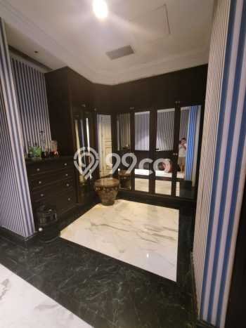 Jual Rumah Luas Megah Dengan View Cantik di Pondok Indah, Jakarta Selatan Jual Rumah Luas Megah Dengan View Cantik di Pondok Indah, Jakarta Selatan