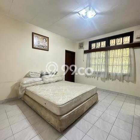Rumah Elit LB 650m2 Siap Huni Desain Elegan di Bintaro, Jakarta Selatan Rumah Elit LB 650m2 Siap Huni Desain Elegan di Bintaro, Jakarta Selatan