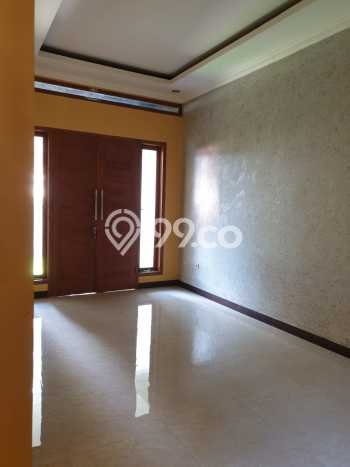 Siap Huni Hunian Elit 4 Kamar di Jagakarsa Dekat ke Mana Pun Siap Huni Hunian Elit 4 Kamar di Jagakarsa Dekat ke Mana Pun