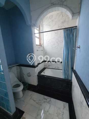 Jual Rumah Luas Megah Dengan View Cantik di Pondok Indah, Jakarta Selatan Jual Rumah Luas Megah Dengan View Cantik di Pondok Indah, Jakarta Selatan