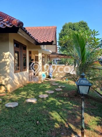 Dijual Hunian Rumah Terawat 3 KT di Cibubur, Jakarta Timur Dijual Hunian Rumah Terawat 3 KT di Cibubur, Jakarta Timur