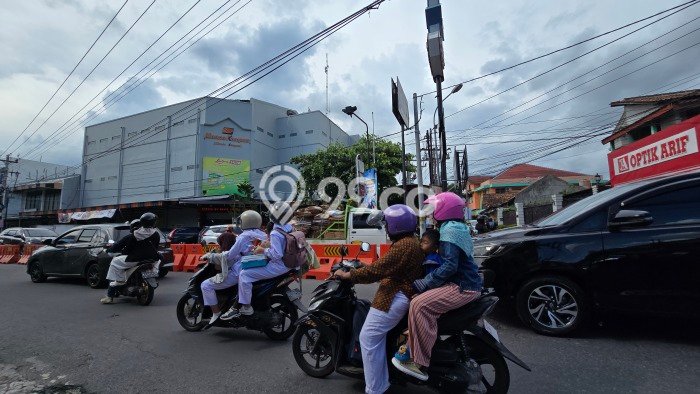 Tanah Kosong Dijual di Sleman dengan Area 112m2 Tanah Kosong Dijual di Sleman dengan Area 112m2