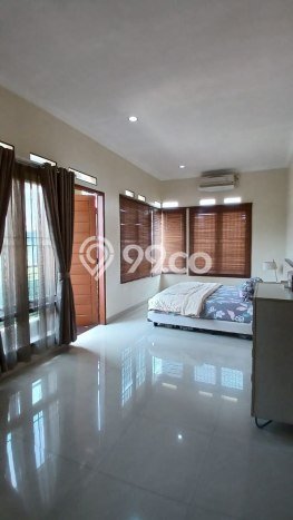 Rumah Luas Asri 4 KT Siap Pakai di Jatiwarna Bekasi Rumah Luas Asri 4 KT Siap Pakai di Jatiwarna Bekasi