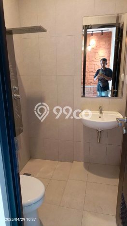 Rumah Modern Cantik 4 Kamar Siap Huni di Bekasi Utara Rumah Modern Cantik 4 Kamar Siap Huni di Bekasi Utara