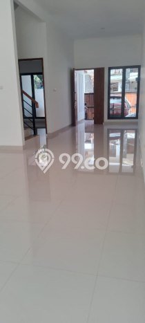 Hunian Mewah Siap Huni LT 149m2 di Duren Sawit, Jakarta Timur Hunian Mewah Siap Huni LT 149m2 di Duren Sawit, Jakarta Timur