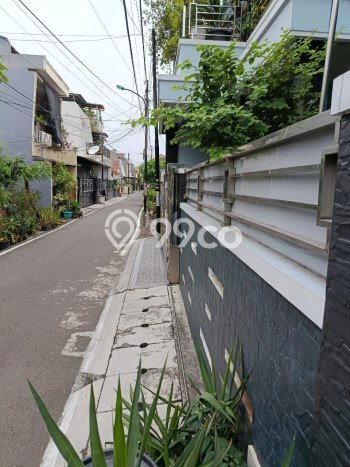 Jarang Ada! Rumah Kontrakan 3 Kamar Bagus Siap Huni Pulomas Jarang Ada! Rumah Kontrakan 3 Kamar Bagus Siap Huni Pulomas
