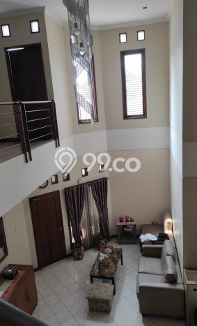 Jarang Ada! Rumah Sewa 5 Kamar Nyaman Siap Huni Jati Cempaka Jarang Ada! Rumah Sewa 5 Kamar Nyaman Siap Huni Jati Cempaka