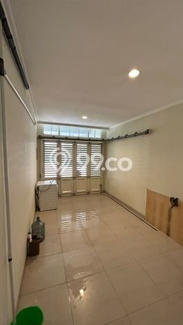 Rumah Modern Cantik 4 Kamar Siap Huni di Biring Kanaya Rumah Modern Cantik 4 Kamar Siap Huni di Biring Kanaya
