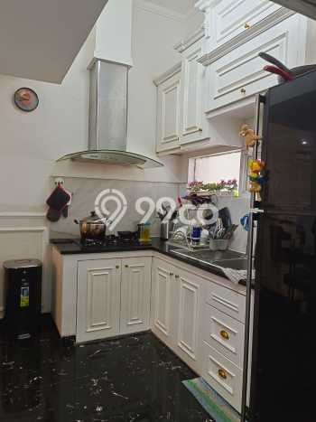 Dijual Rumah Mewah Elegan Dengan View Eksklusif di Sektor 9-Bintaro, Tangerang Selatan Dijual Rumah Mewah Elegan Dengan View Eksklusif di Sektor 9-Bintaro, Tangerang Selatan