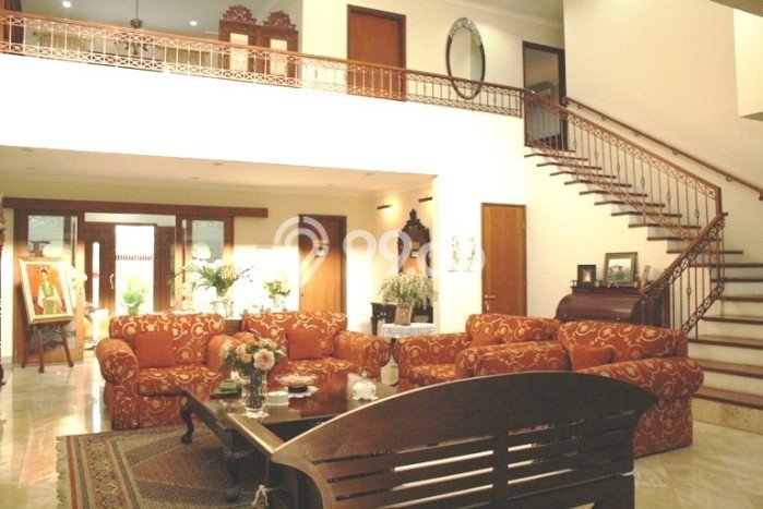 Rumah Luxury Modern Tanpa Renovasi di Bintaro Tangerang Selatan Rumah Luxury Modern Tanpa Renovasi di Bintaro Tangerang Selatan